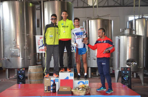 Idam Ayoub vince la V^ edizione della Minimaratona del Vino a Cirò Marina (1)